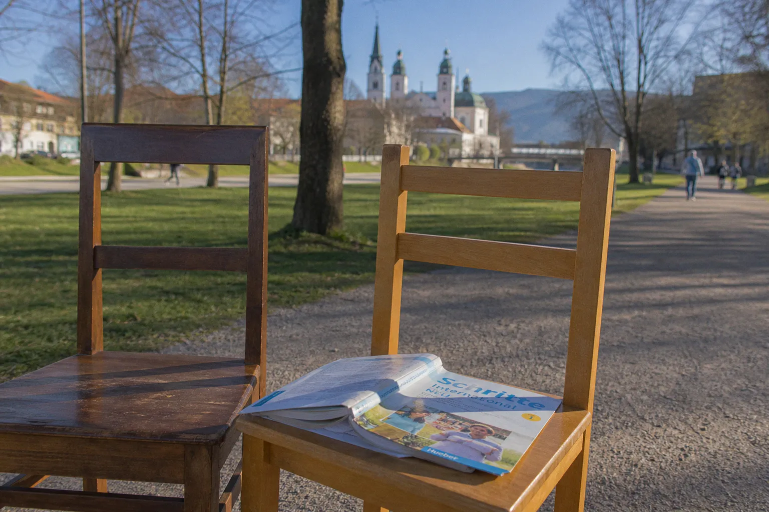 Spracherwerb in Bad Tölz: Behördenkurs oder privates Tandem?